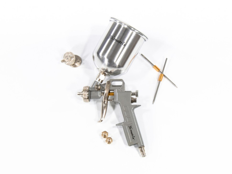 Краскораспылитель пневмо с верхним бачком V=0.6л + сопла диаметром 1