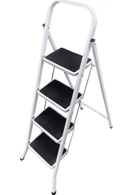 Стремянка LadderBel 4 ступени, широкие ступени